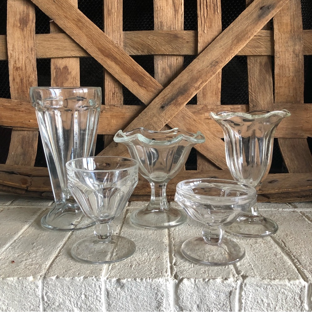 Lot of 5 different vintage fountain soda glasses